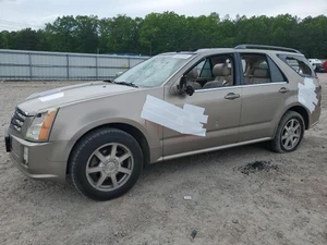 2004 CADILLAC SRX - Other View