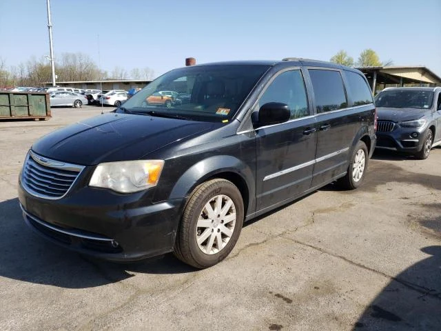 2013 CHRYSLER TOWN AND COUNTRY