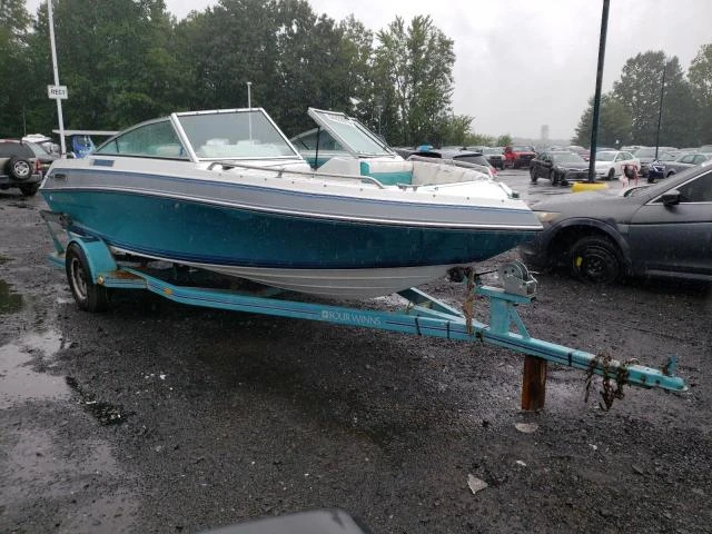 1989 FOUR BOAT