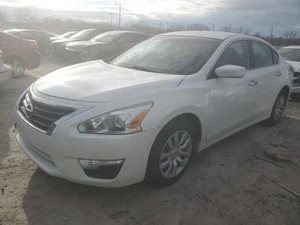 2015 NISSAN Altima - Other View