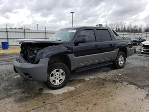 2002 CHEVROLET Avalanche - Other View