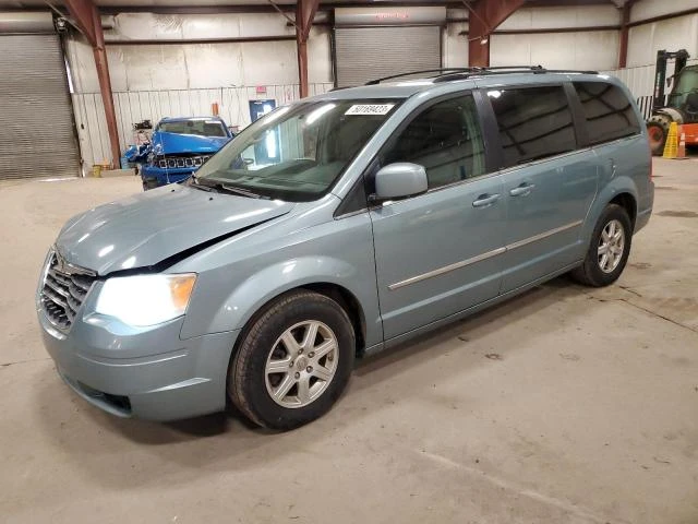 2010 CHRYSLER TOWN AND COUNTRY