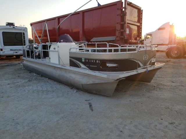 2011 AVAL BOAT