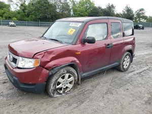 2010 HONDA Element - Other View