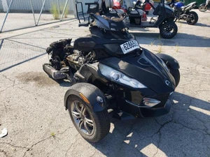 2011 CAN-AM SPYDER - Other View