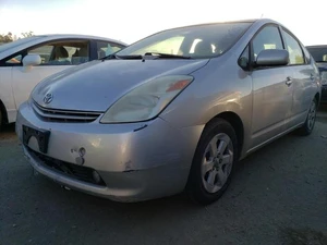 2005 TOYOTA PRIUS - Other View