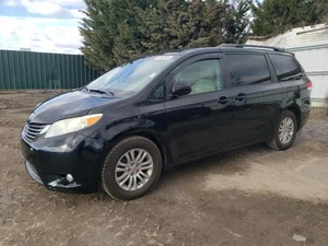 2011 TOYOTA Sienna - Other View