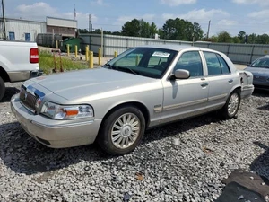 2010 MERCURY Grand Marquis - Other View