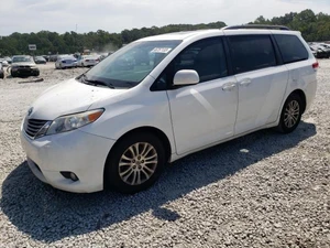 2011 TOYOTA Sienna - Other View