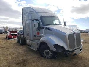 2015 KENWORTH T680 - Other View