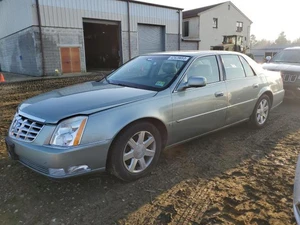 2006 CADILLAC DTS - Other View