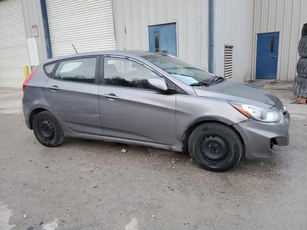 2014 HYUNDAI Accent - Other View