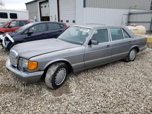 1987 MERCEDES-BENZ 560 - Other View