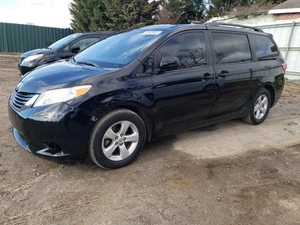 2015 TOYOTA Sienna - Other View
