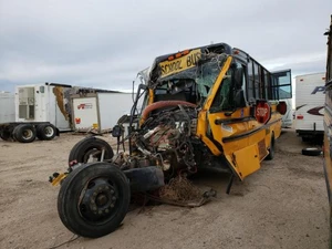 2011 FREIGHTLINER B2 Bus Chassis - Inny widok