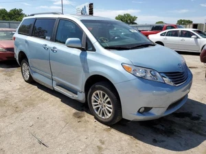 2016 TOYOTA Sienna - Other View