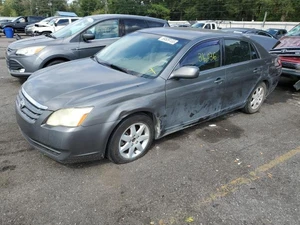 2005 TOYOTA Avalon - Other View